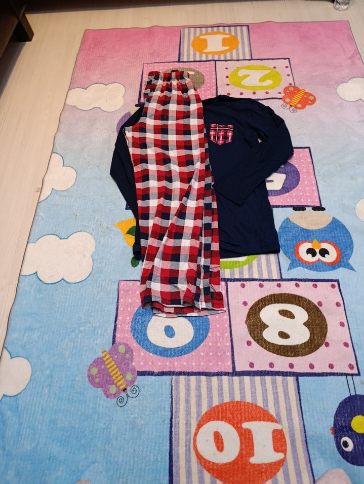 Uzun Kollu Erkek Pijama Takimi - Görsel 4