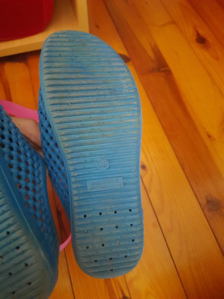 Mavi plaj ayakkabısı - Görsel 3