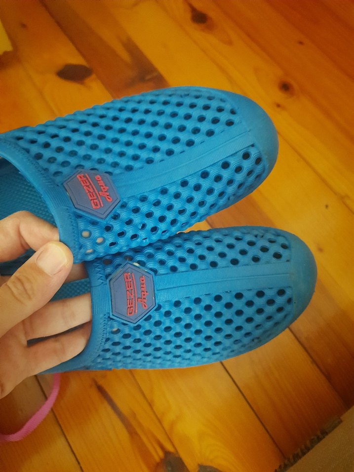 Mavi plaj ayakkabısı - Görsel 2