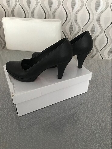 Deri hafif platform siyah ayakkabı - Görsel 2