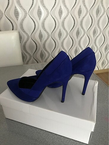 37 Beden mavi Renk Bershka nubuk stiletto