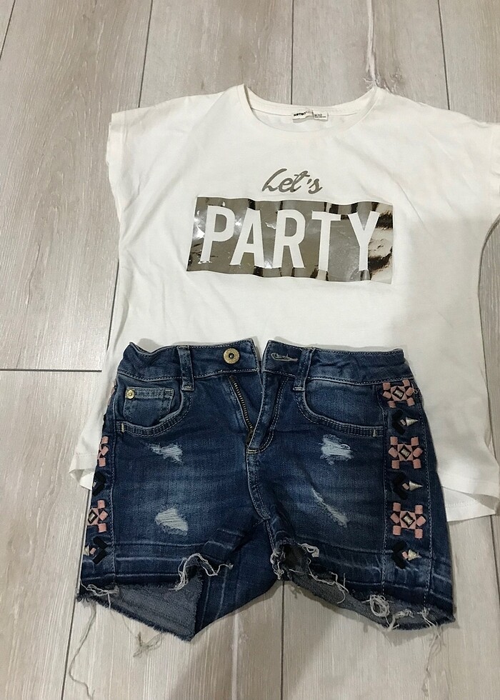 Kot şort ve tişört - Görsel 3
