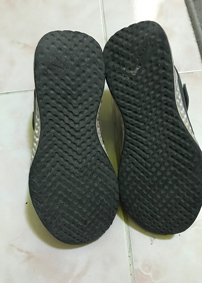 Nike revolution 34 numara - Görsel 5