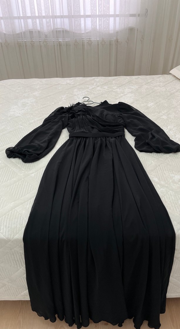 Uzun Siyah Gotik Kadın Abiye Elbise - Görsel 5