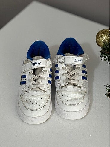 Adidas Çocuk spor ayakkabı