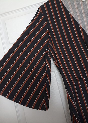 V Yaka Çizgili Uzun kiremit siyah Elbise - Görsel 4