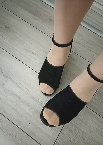 Siyah süet Tokalı Kadın Topuklu Sandalet - Görsel 2