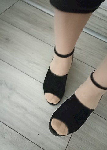 Siyah süet Tokalı Kadın Topuklu Sandalet - Görsel 4