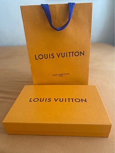 Louıs Vuitton paket