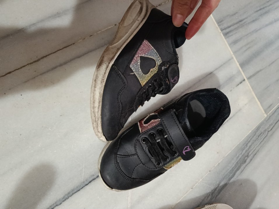 Kız Çocuk Siyah Yılan Desenli Spor Ayakkabı - Görsel 3