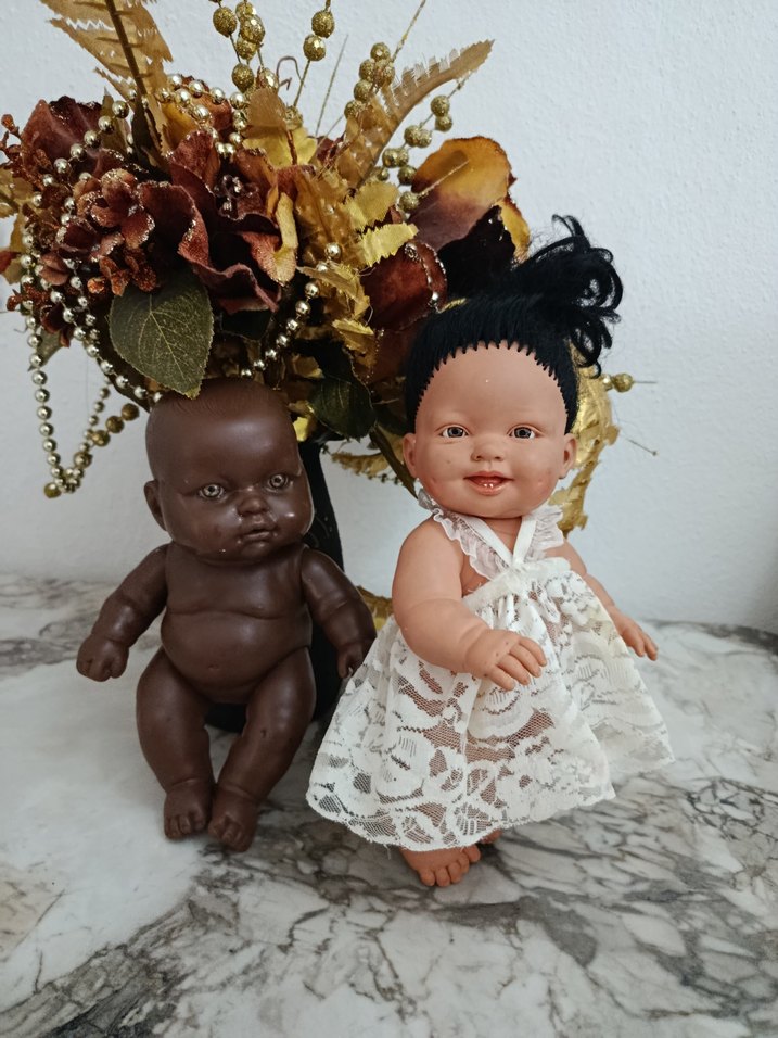 Dantel Elbiseli Beyaz Bebek - Görsel 4