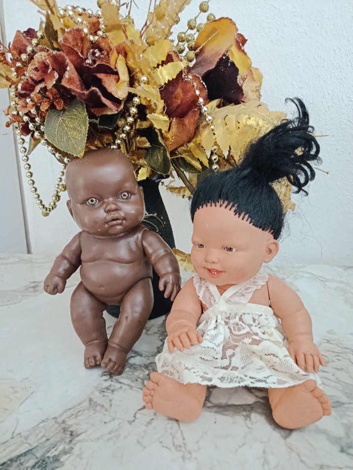 Dantel Elbiseli Beyaz Bebek - Görsel 3