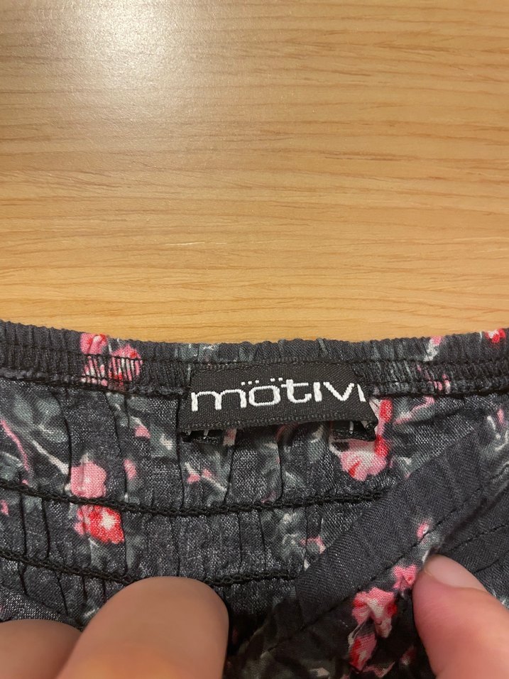 Düğmeli Askılı Bohem Desenli Hamile Bluzu - Görsel 4