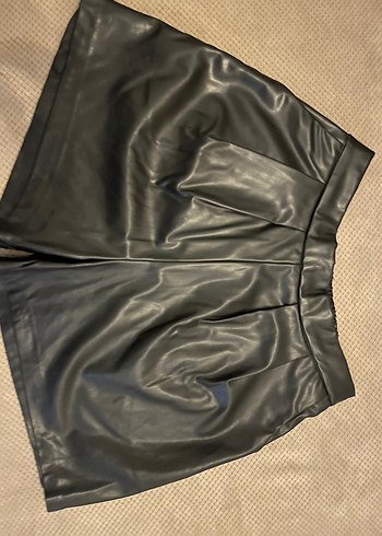 Siyah deri şort - Görsel 3