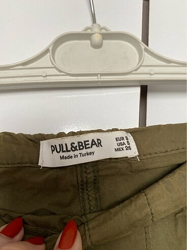 s Beden Pull & bear paraşüt pantolon