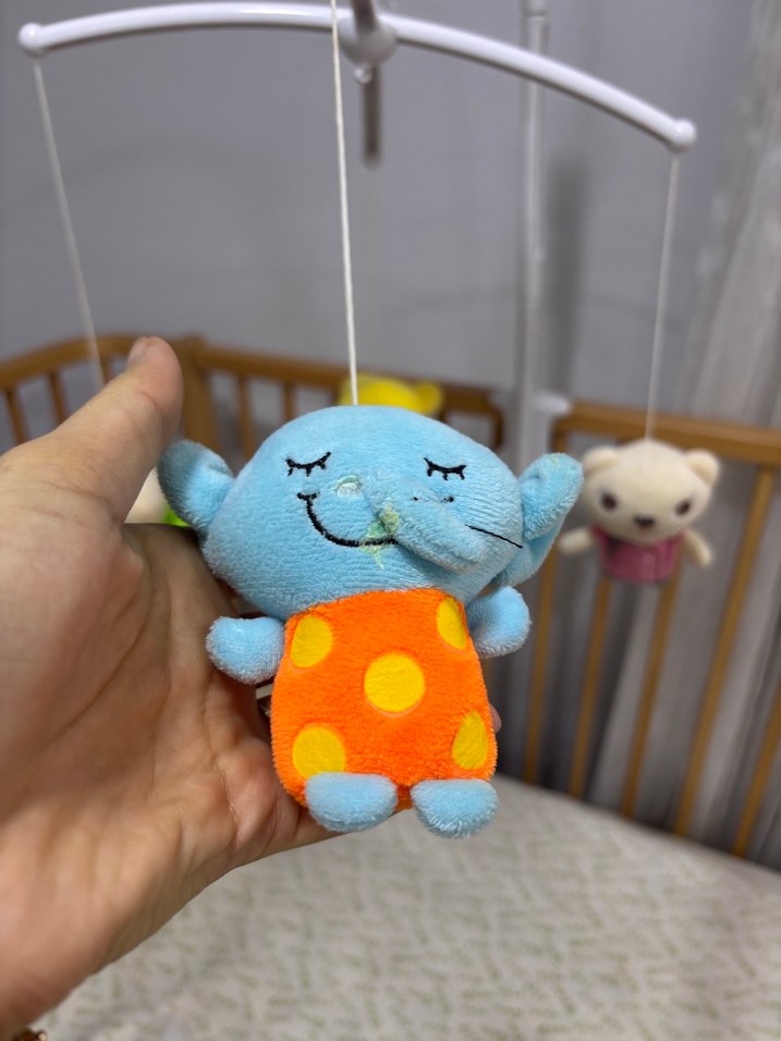 Renkli Peluş Müzikli Bebek Mobil Oyuncak - Görsel 2