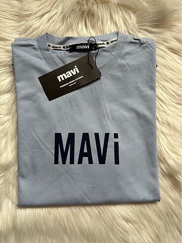 Mavi tshirt