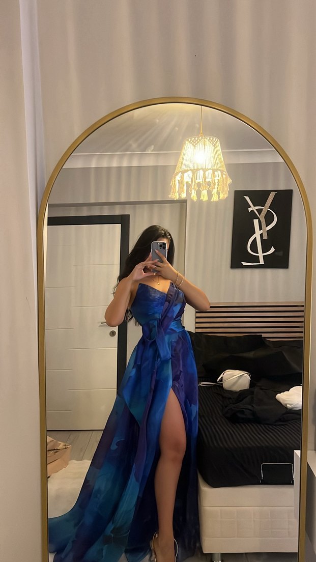 Parlak Mavi Drapeli Uzun Straplez Elbise - Görsel 5