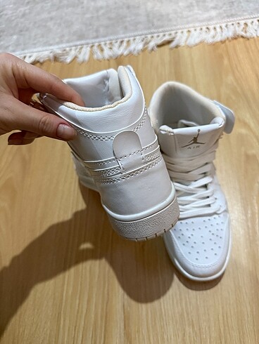 37 Beden beyaz Renk Nike Air Jordan