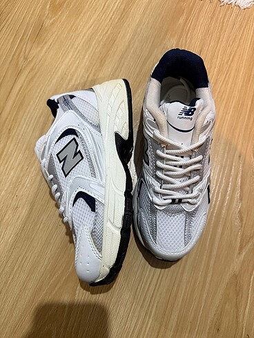 New Balance New Balance