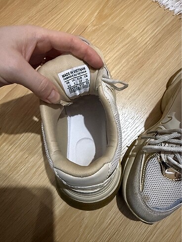 37 Beden altın Renk Nike Ayakkabı