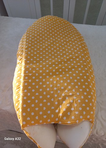 Sarı Puantiyeli Bebek Yatağı ve Yastık - Görsel 3