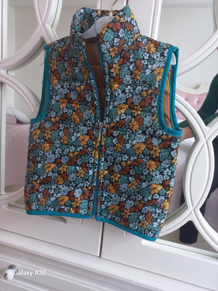 Çiçek Desenli Bohem Kadın Yelek - Görsel 3