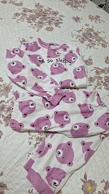 Kız çocuk pijama takimi