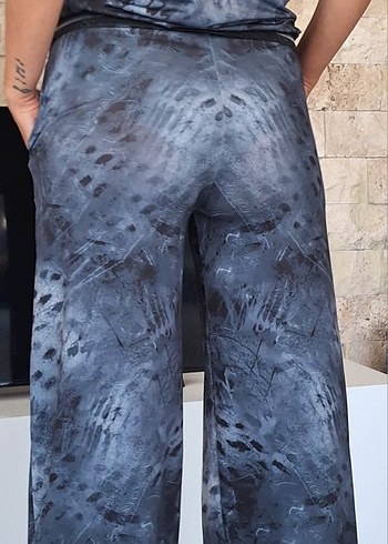 s Beden leoparlı takım