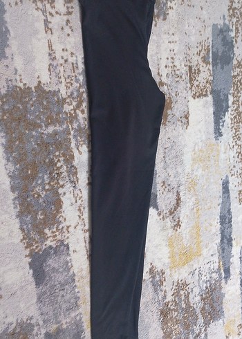 Siyah kadın  sporcu tayti Minimalist Sokak Stili - Görsel 2