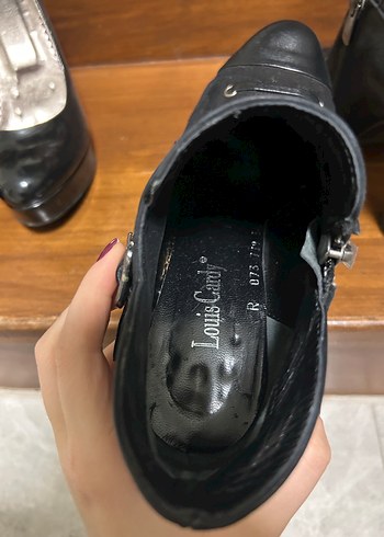 Siyah Süet Tokalı Dolgu Topuklu Kadın Bot - Görsel 6