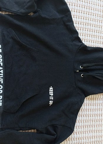 Siyah Kapüşonlu Baskılı Kadın Sweatshirt - Görsel 2