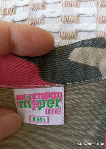 8 Yaş Beden Kız Çocuk Pembe Kamuflaj Düğmeli Ceket