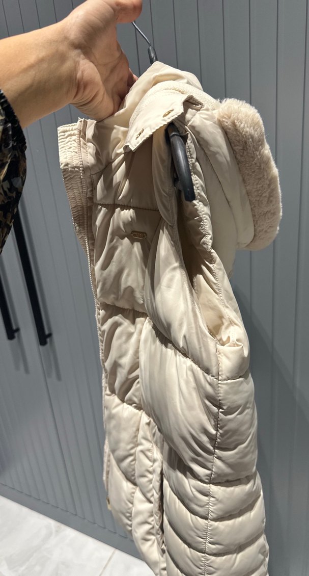 Bej Kürklü Kapüşonlu kız çocuk Yelek - Görsel 5