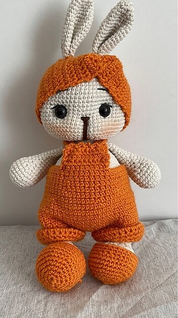 tavşan bebek amigurumi