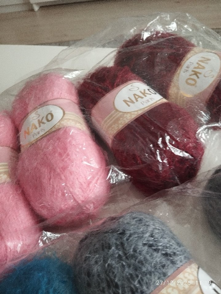 Nako Bohem Stilinde Renkli El Örgü İplikleri - Görsel 2