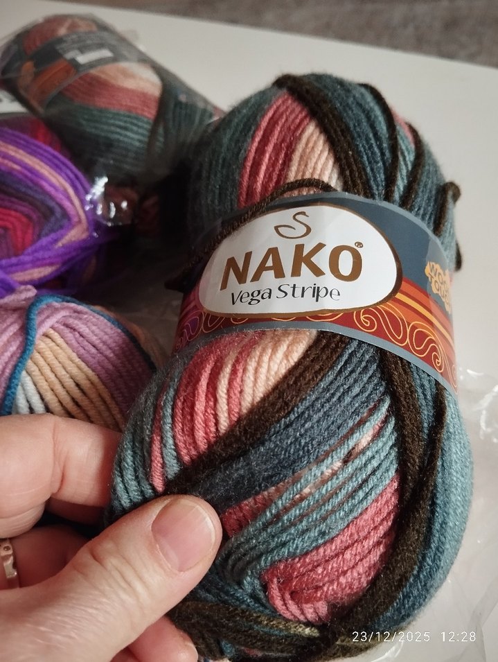 NAKO Çok Renkli El İşi İplikleri - Görsel 3