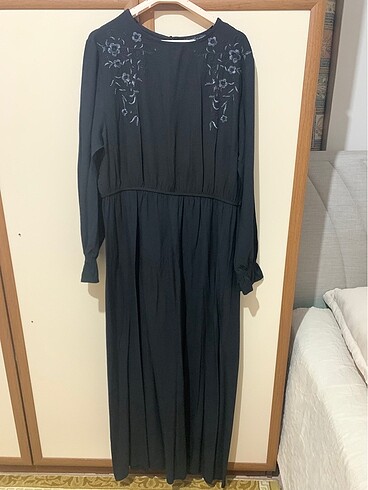 LC Waikiki Siyah Tesettür Elbise
