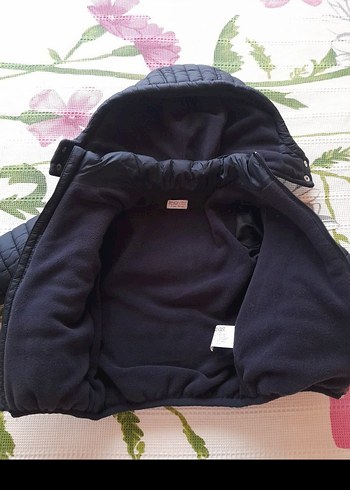 Kapüşonlu Siyah Erkek Çocuk Mont - Görsel 3