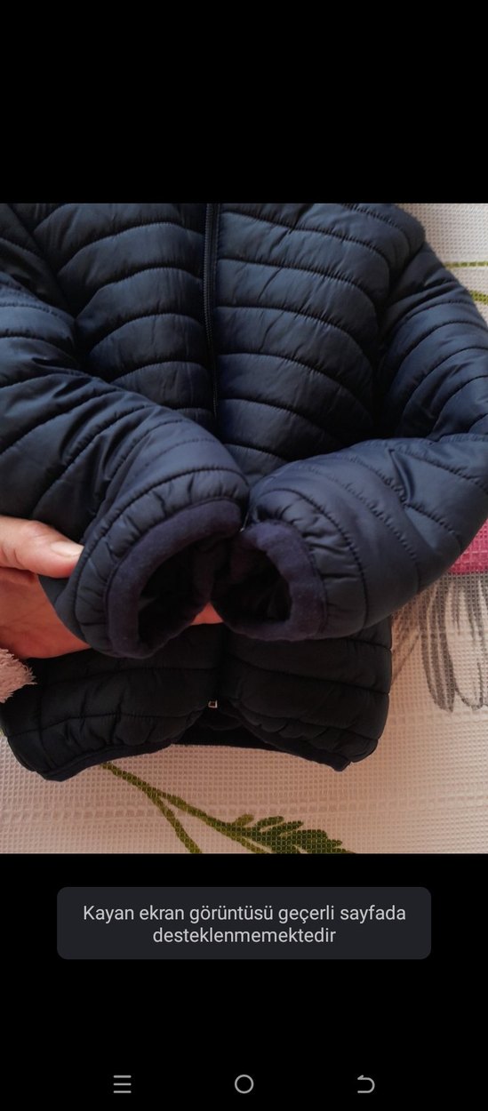 Kapüşonlu Siyah Erkek Çocuk Mont - Görsel 4