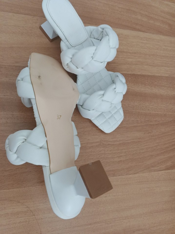 Beyaz Örgülü Topuklu Kadın Terlik - Görsel 3