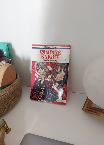 VAMPIRE KNIGHT SERİSİ (1-4)