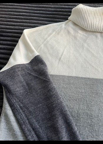 Gri Kadın Boğazlı Triko Kazak - Görsel 3