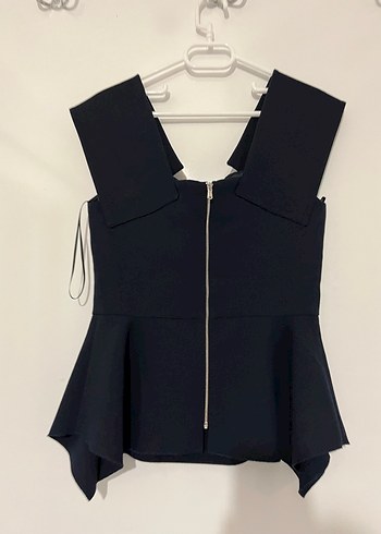 Siyah Kemer Detaylı V Yaka Kadın Bluz - Görsel 11