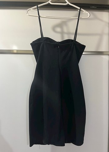 Siyah V Yaka İnce Askılı Midi Elbise - Görsel 10