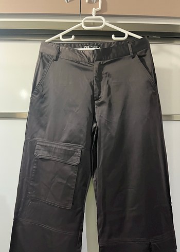 Siyah Bol Kesim Kemerli Kadın Pantolon - Görsel 3