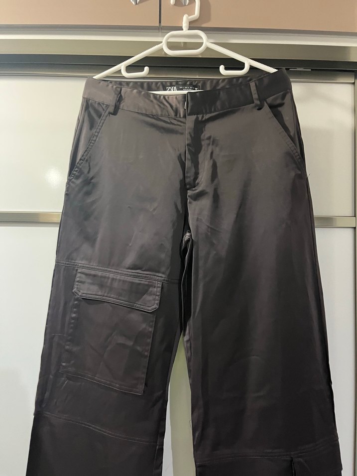 Siyah Bol Kesim Kemerli Kadın Pantolon - Görsel 3