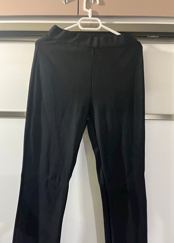 Siyah Kadın Dar Kesim Midi Kumaş Pantolon - Görsel 4
