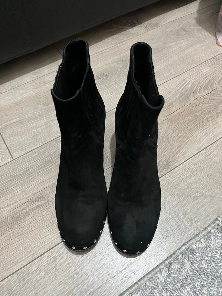 Siyah Süet Tokalı Blok Topuklu Goth Botlar - Görsel 3