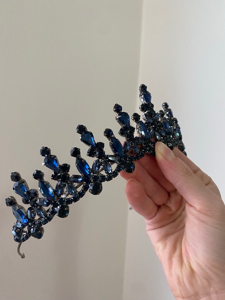 Lacivert Parlak Taşlı Gotik Tac ve Küpe Seti - Görsel 4